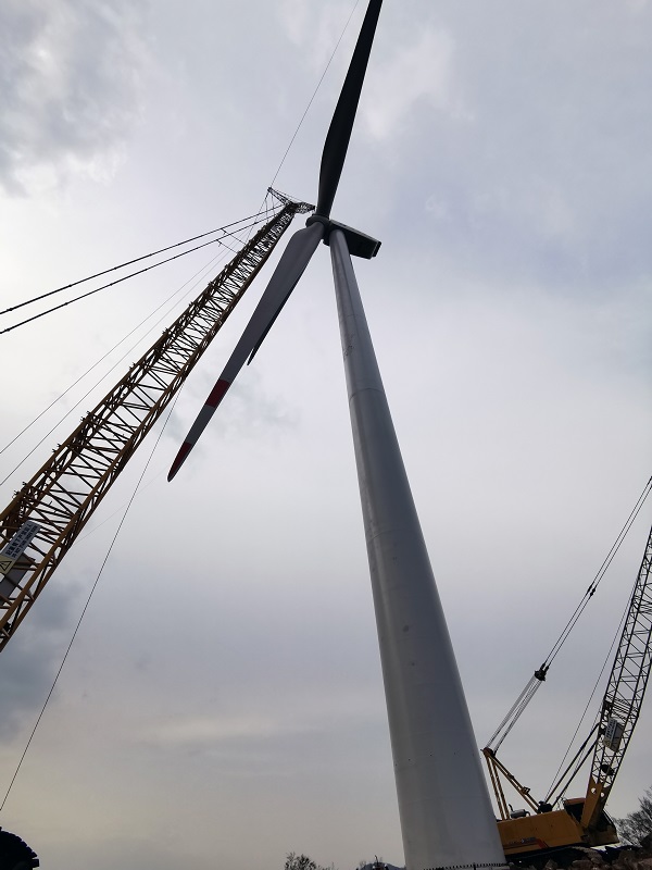 附件1:高空无缝对接1.jpg 附件1:高空无缝对接1.jpg