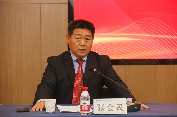 米兰在线手机版(大中国区)党委书记张会民主持会议.jpg 米兰在线手机版(大中国区)党委书记张会民主持会议.jpg