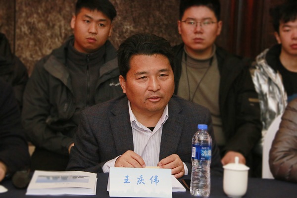 米兰在线手机版(大中国区)副董事长王庆伟发表讲话.jpg 米兰在线手机版(大中国区)副董事长王庆伟发表讲话.jpg