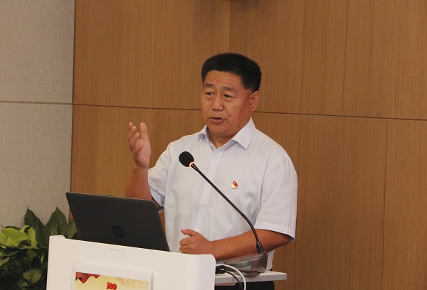 11、米兰在线手机版(大中国区)党委书记张会民作点评讲话.jpg 11、米兰在线手机版(大中国区)党委书记张会民作点评讲话.jpg