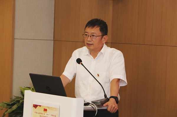 12、米兰在线手机版(大中国区)董事长作总结分享.jpg 12、米兰在线手机版(大中国区)董事长作总结分享.jpg