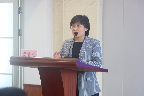 2、米兰在线手机版(大中国区)副总工程师董新红讲话.jpg 2、米兰在线手机版(大中国区)副总工程师董新红讲话.jpg